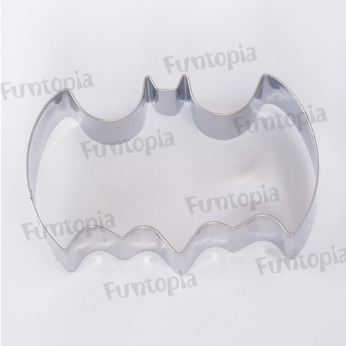 Batman Stainless Steel Cookie Cutter.Perfect for all cooking applications